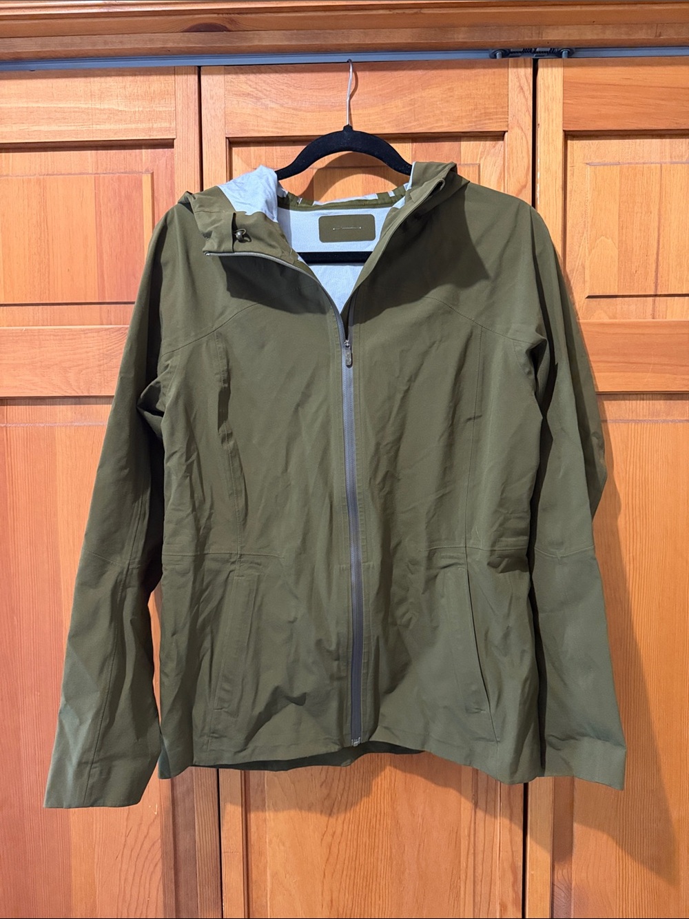 LULULEMON Rain Rival Jacket - Picture 3 of 9